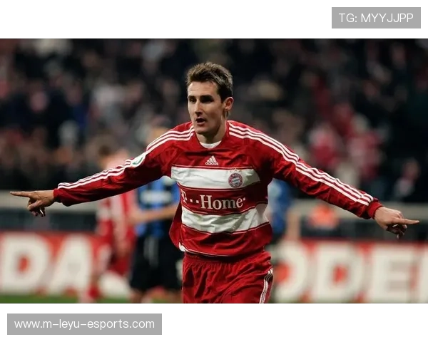 足球巨星二选一挑战 谁将成为你心中无可替代的传奇人物